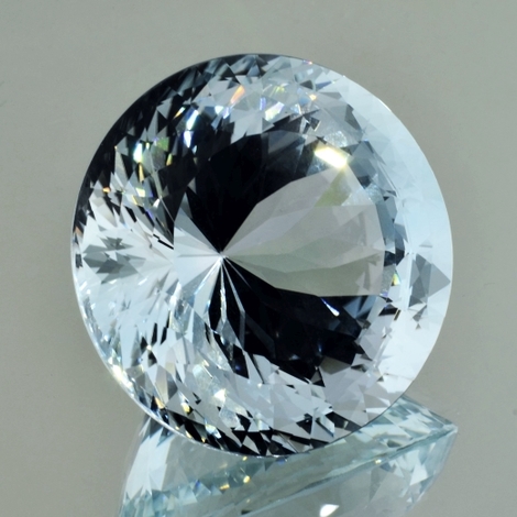 Topaz round light blue 262.32 ct Topaz round light blue 262.32 ct