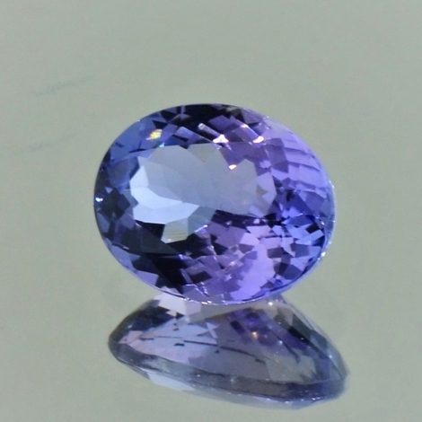 Tanzanite oval bluish-lilac unheated 2.87 ct Tanzanite oval bluish-lilac unheated 2.87 ct