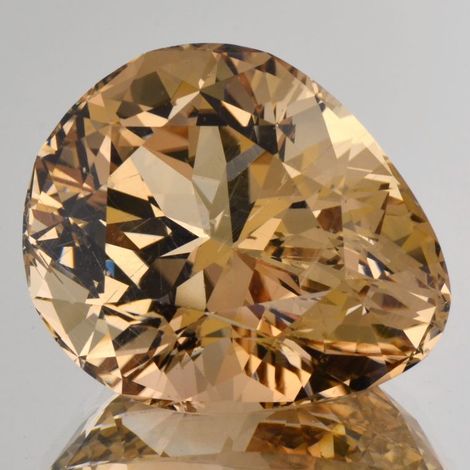 Topaz pear light brown untreated 261.31 ct