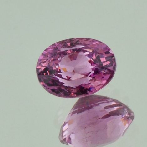 Spinel oval purplish pink 4.03 ct