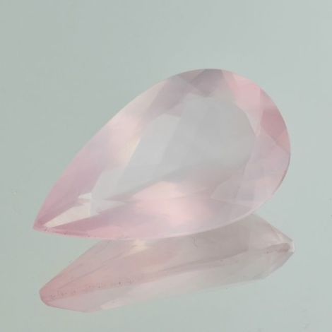 Rose-Quartz pear pink 40.77 ct