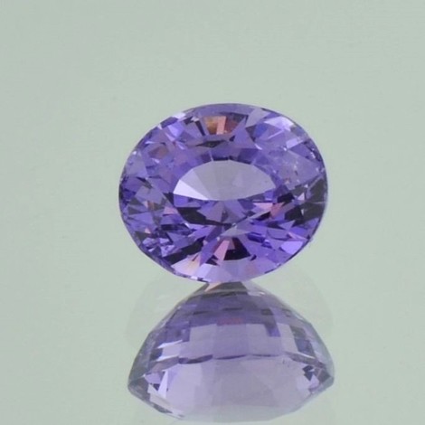 Spinel oval violet 2.65 ct