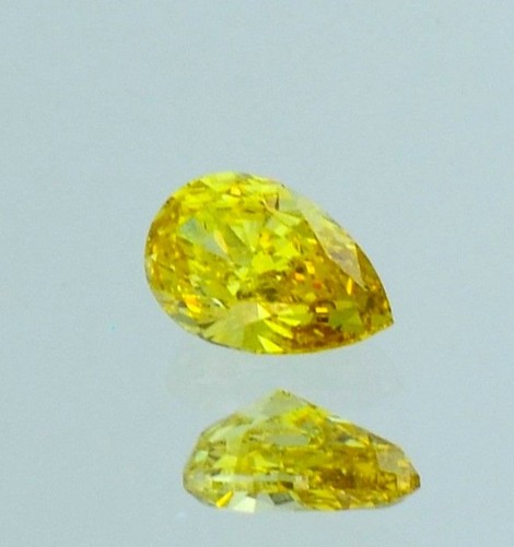Farbdiamant Tropfen intensives Gelb si1 0,35 ct