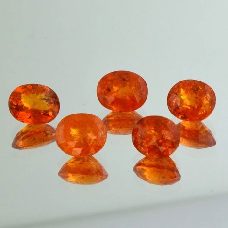 Mandarin Garnet Lot oval orange 27.89 ct