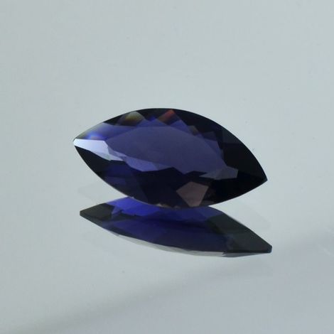 Iolith, Navette facettiert (3,51 ct.) aus Indien