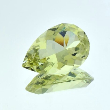 Heliodor Beryll pear greenish yellow 16.01 ct.