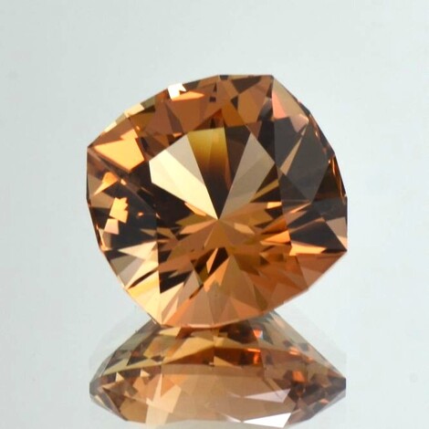 Topas Design-Antik orangebraun 37,36 ct