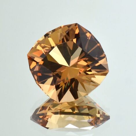 Topas Design-Antik orangebraun 37,36 ct.