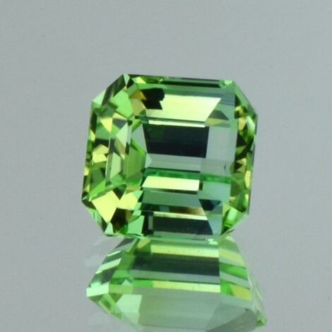 Turmalin octagon bläulich hellgrün 9,06 ct