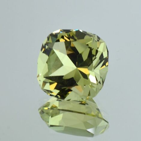 Heliodor cushion greenish yellow 18.87 ct