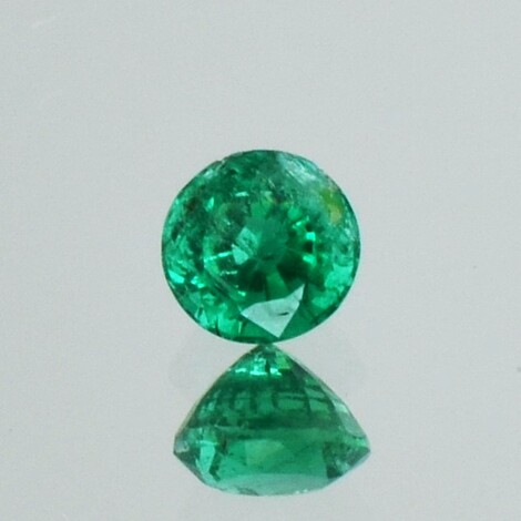 Smaragd rund grün 0,65 ct