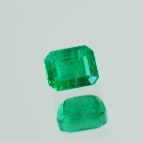 Smaragd octagon grün 0,56 ct