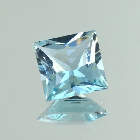 Aquamarine princess light blue 7.30 ct