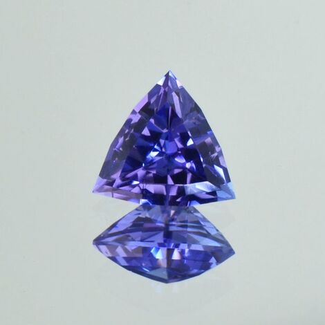 Tanzanite Design-Trillion blue 1.79 ct