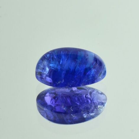 Tanzanite cabochon oval blue 7.48 ct Tanzanite cabochon oval blue 7.48 ct