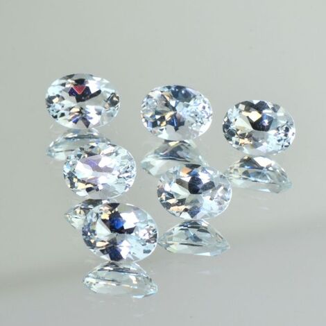 Aquamarin Lot oval zartblau 7,85 ct