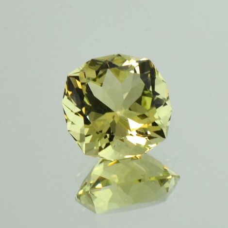 Heliodor Beryll cushion greenish yellow 6.64 ct