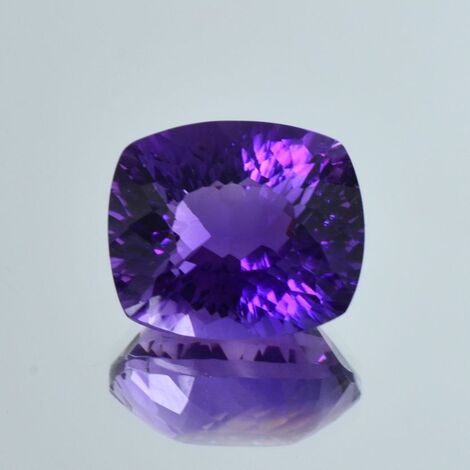 Amethyst Design-Antik violett 21,07 ct