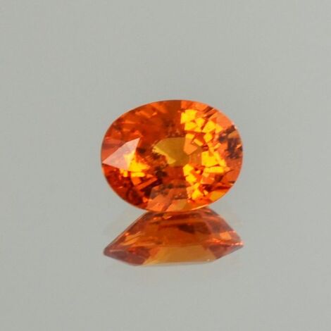Mandarin-Granat oval orange 1,91 ct