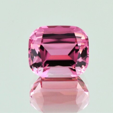 Turmalin antik intensives Rosa 14,87 ct.