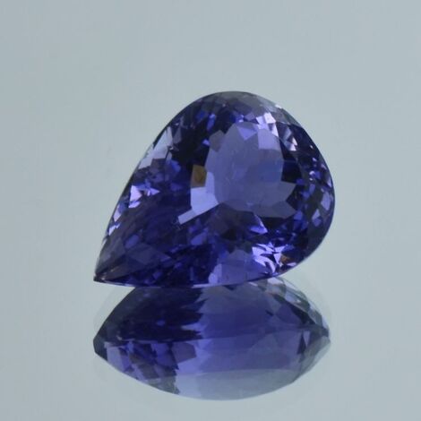 Iolite pear blue 5.28 ct.