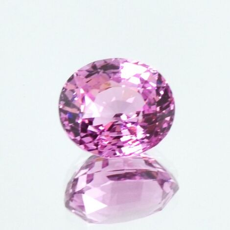 Spinel oval pink untreated 4.63 ct