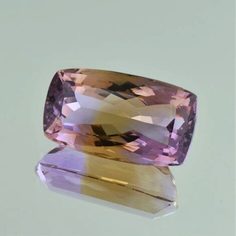 Ametrine cushion lila+gelb 29.71 ct.