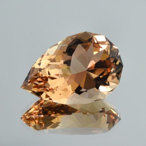 Topaz pear yellow brown untreated 28.45 ct