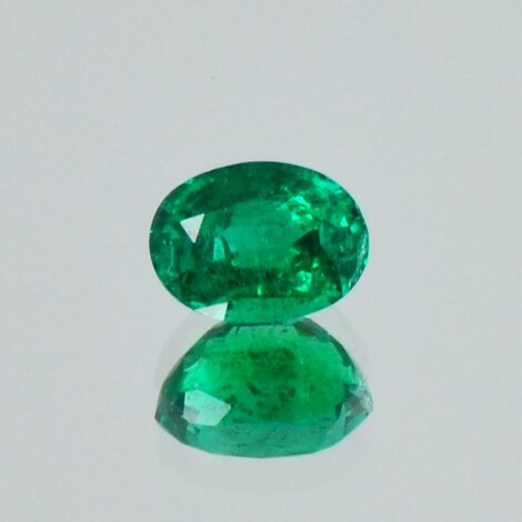 Emerald oval green 0.89 ct