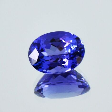 Tansanit oval intensives Blau 4,72 ct