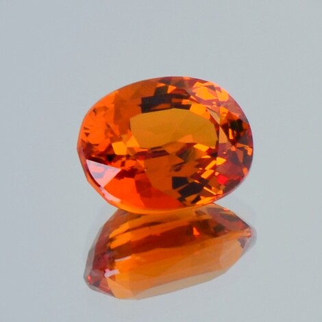 Mandarin Garnet oval orange 4.40 ct