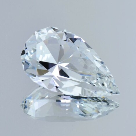 Topas Design-Tropfen farblos 43,68 ct