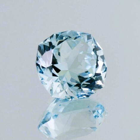 Topas Design-Antik hellblau unbehandelt 7,63 ct