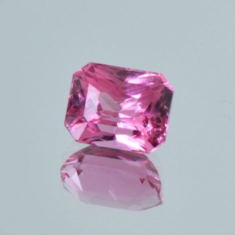 Spinel octagon-princess pink 2.69 ct.