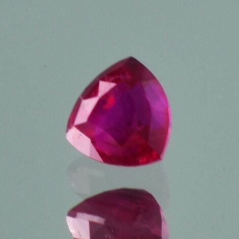 Rubin Trillion pink-rot ungebrannt 1,06 ct