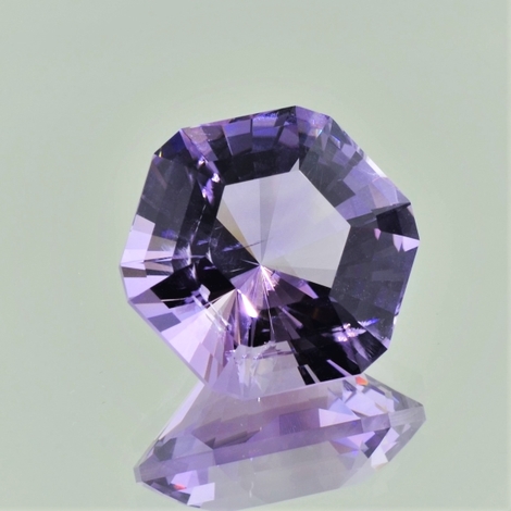 Amethyst Hexagon-Design lila 22,33 ct