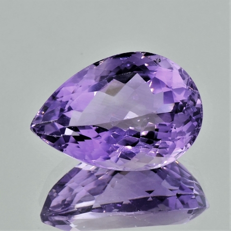 Amethyst Tropfen lila 25,00 ct Amethyst Tropfen lila 25,00 ct