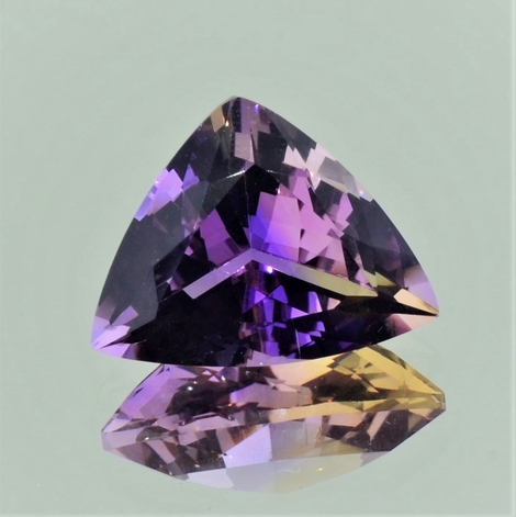 Ametrine trillion 10.79 ct Ametrine trillion 10.79 ct