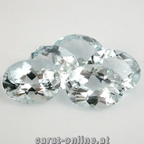 Aquamarin Lot Oval zartblau 3,69 ct Aquamarin Lot Oval zartblau 3,69 ct