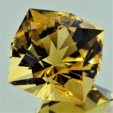 Citrin Designerschliff ungebrannt 99,03 ct Citrin Designerschliff ungebrannt 99,03 ct