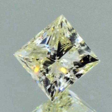 Diamond princess light yellow 1.0 ct Diamond princess light yellow 1.0 ct