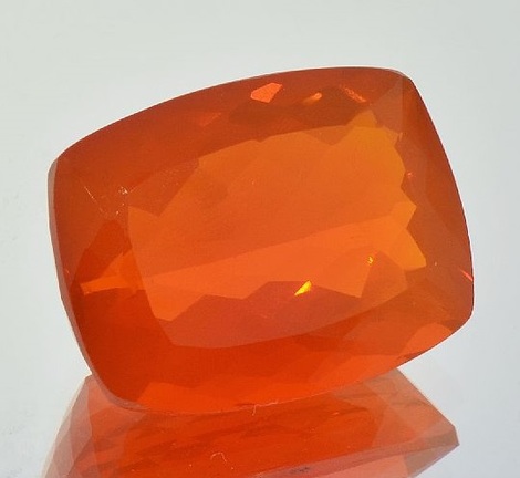 Fire Opal cushion reddish-orange 16.47 ct Fire Opal cushion reddish-orange 16.47 ct