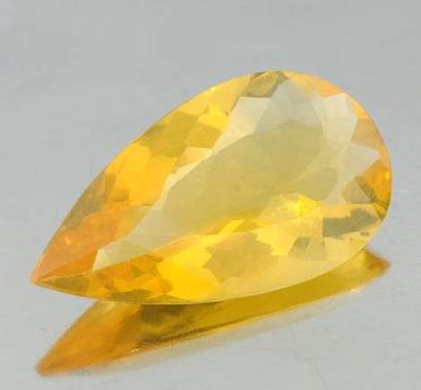 Fire Opal pear golden yellow 8.82 ct Fire Opal pear golden yellow 8.82 ct