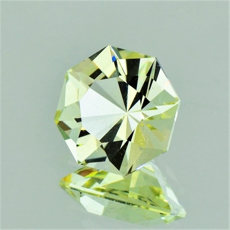 Edelberyll Heliodor Achteck-Design hellgelb 4,97 ct Edelberyll Heliodor Achteck-Design hellgelb 4,97 ct
