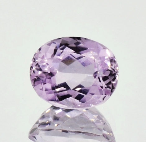 Kunzit oval 6,71 ct Kunzit oval 6,71 ct
