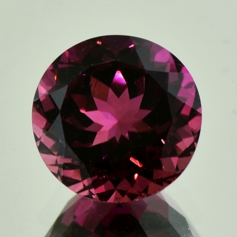 Rubellit Turmalin rund dunkelrot 7,03 ct Rubellit Turmalin rund dunkelrot 7,03 ct