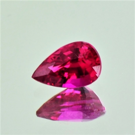 Rubin Tropfen unbehandelt 1,12 ct Rubin Tropfen unbehandelt 1,12 ct
