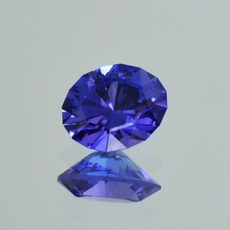 Tansanit, Design-Oval facettiert (1,99 ct.) aus Tansania (Merelani Hills)