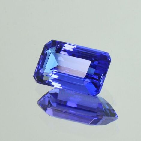 Tansanit, Achteck facettiert (3,83 ct.) aus Tansania (Merelani Hills)