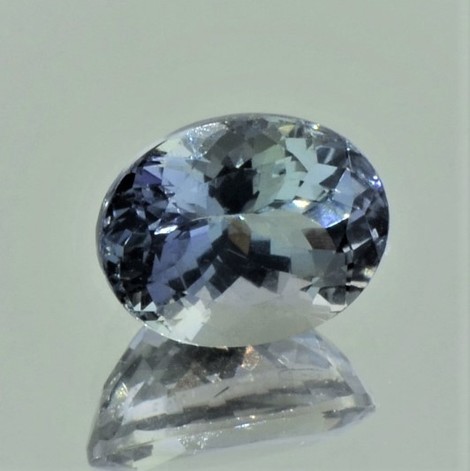 Tanzanite oval unheated 3.46 ct. Tanzanite oval unheated 3.46 ct.